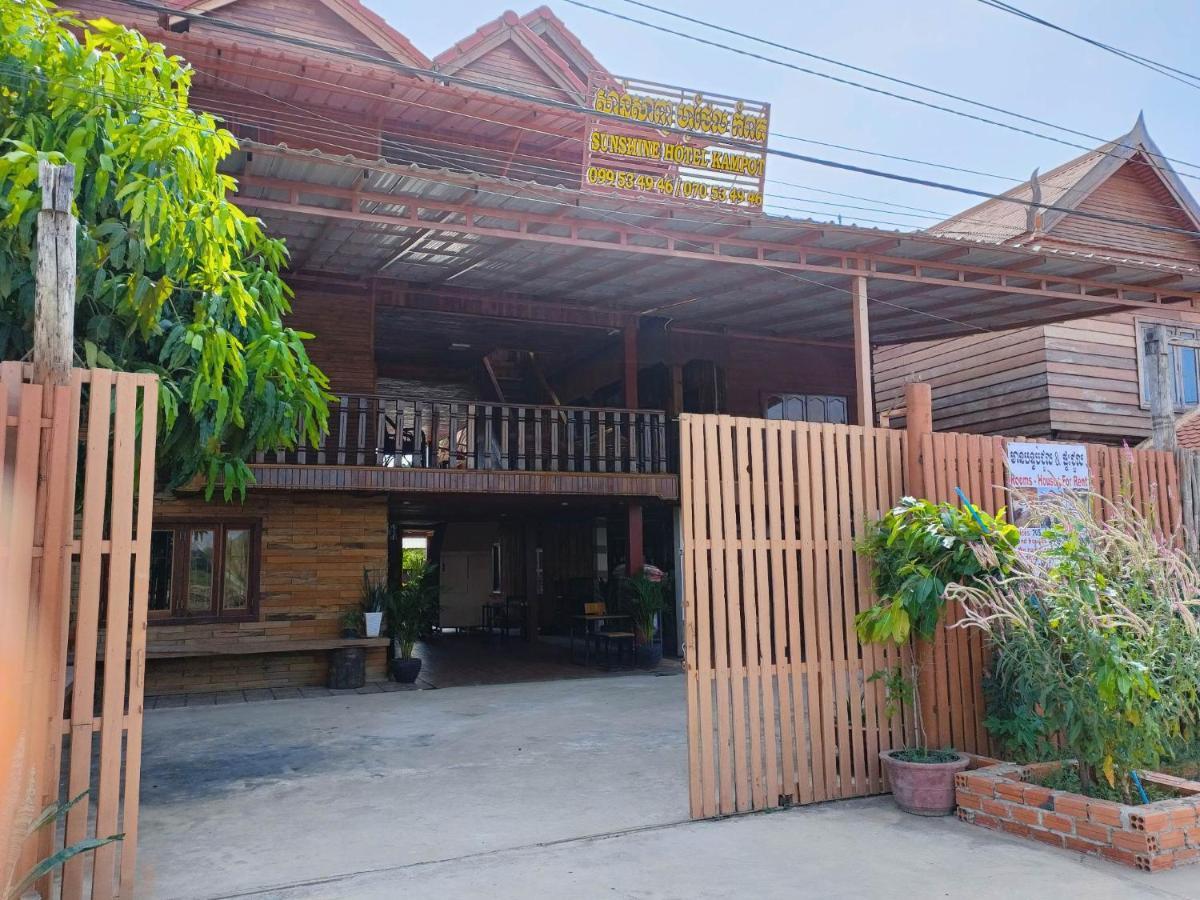Sunshine Hotel Kampot Exteriör bild